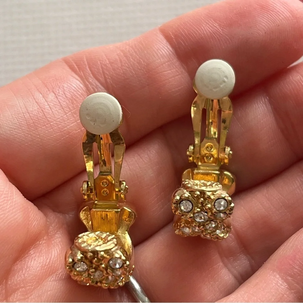 Vintage Swarovski Gold Tone Clip On Earrings